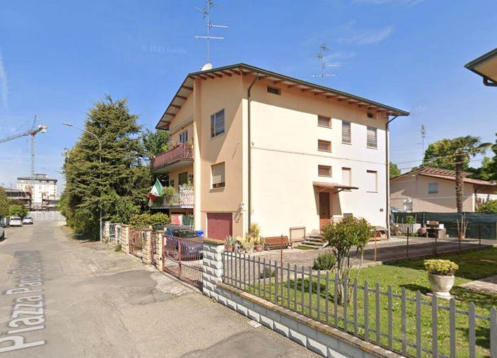 Casa trilocale in vendita in Piazza Papa Giovanni Xxiii, Rovereto, Novi di Modena
