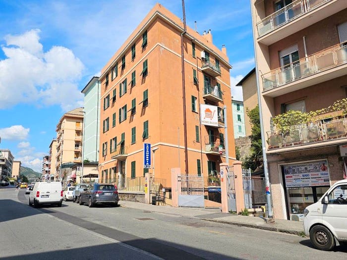 Appartamento con 5 locali in vendita in Via Isonzo, Sturla, Genova
