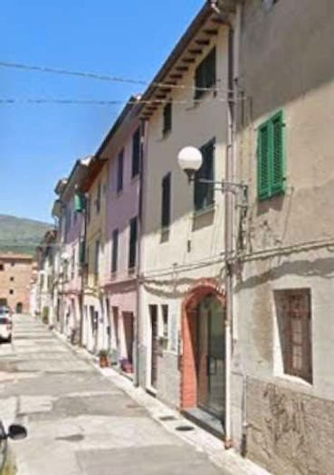 Appartamento quadrilocale in vendita in Via Mentana, Centro, Cascina