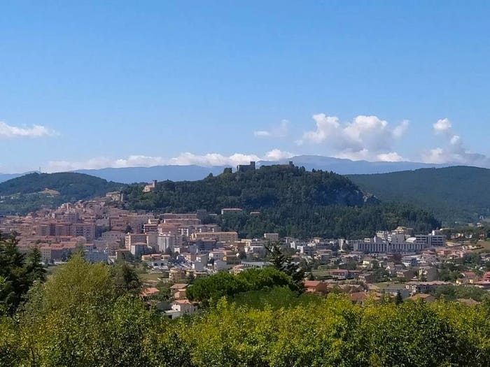 Appartamento con 5 locali in vendita in Via Lombardia, San Giovanni, Campobasso