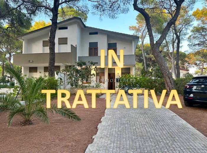 Casa con 5 locali in vendita in Via Walter Schirra, Castellaneta Marina, Castellaneta