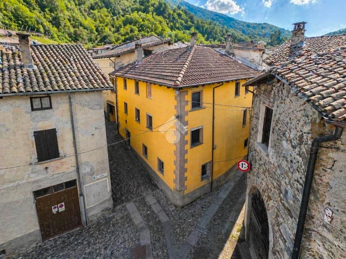 Appartamento con 6 locali in vendita in Via Bonazza, Boffetto, Piateda