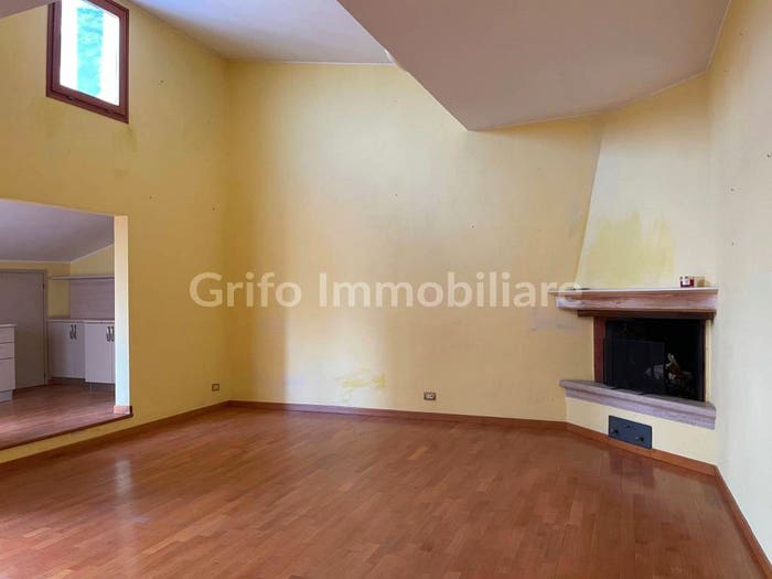 Appartamento quadrilocale in vendita in Via San Martino, Centro Storico, Grosseto