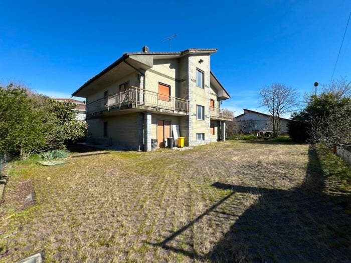 Casa con 6 locali in vendita in Strada del Procco, Centro, Torrazza Piemonte
