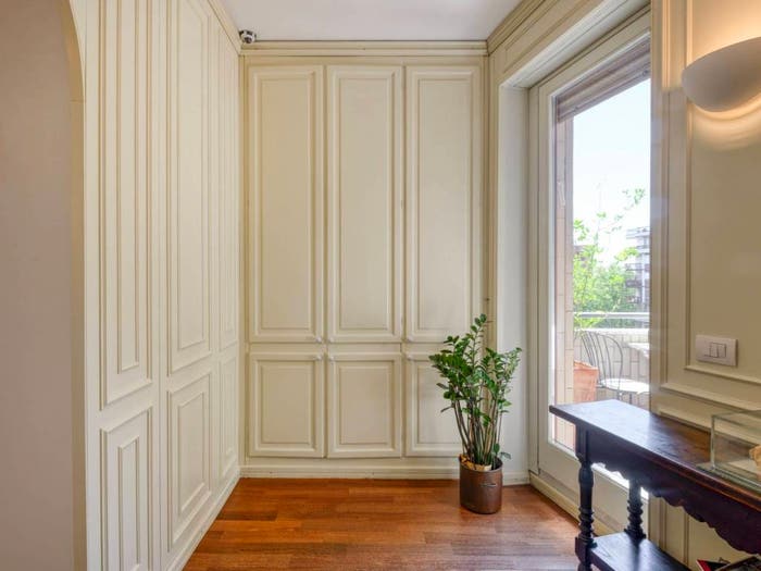 Appartamento con 6 locali in vendita in Via Giuseppe Frua, Frua, Milano
