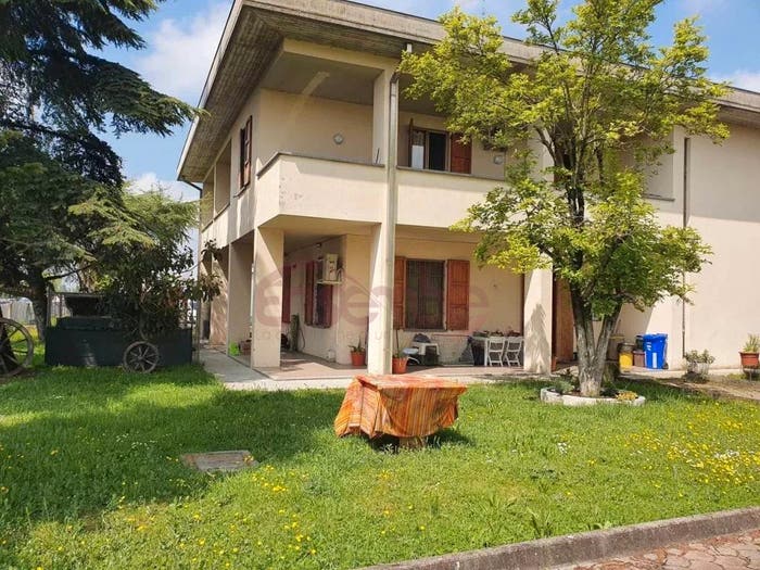 Casa in vendita in Strada Romitaggio n, Romitaggio, Fontevivo