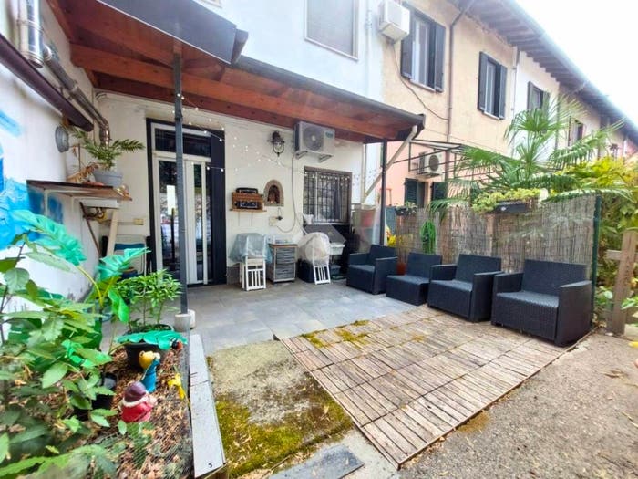 Casa bilocale in vendita in Via Papa Giovanni XXIII, Centro, Arluno