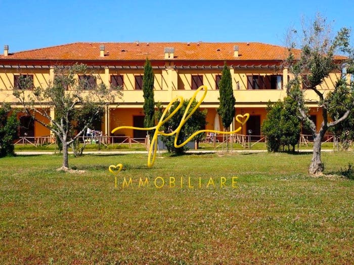 Appartamento trilocale in vendita in Via Lavoriere, Campo Alla Croce, Campiglia Marittima