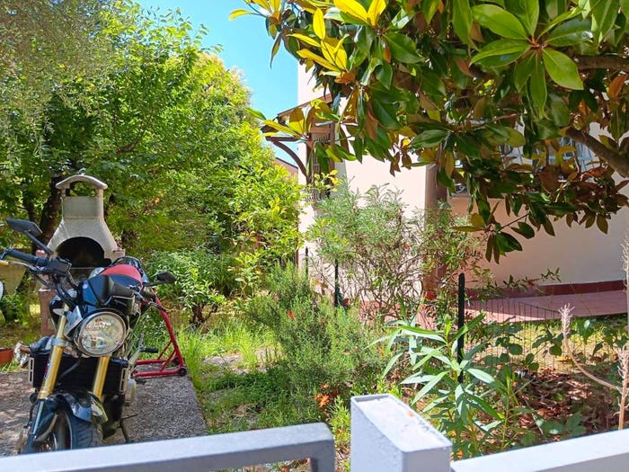 Appartamento quadrilocale in vendita in Via degli Ulivi, Nugola, Collesalvetti