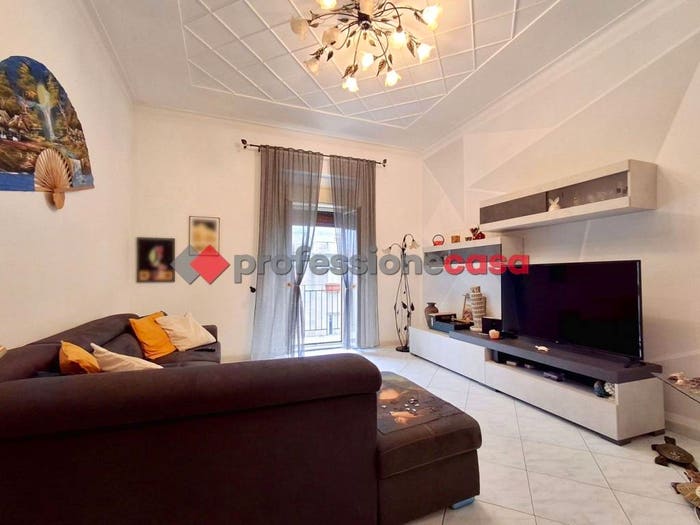 Appartamento con 5 locali in vendita in Via Santa Maria della Catena, Rapisardi, Catania