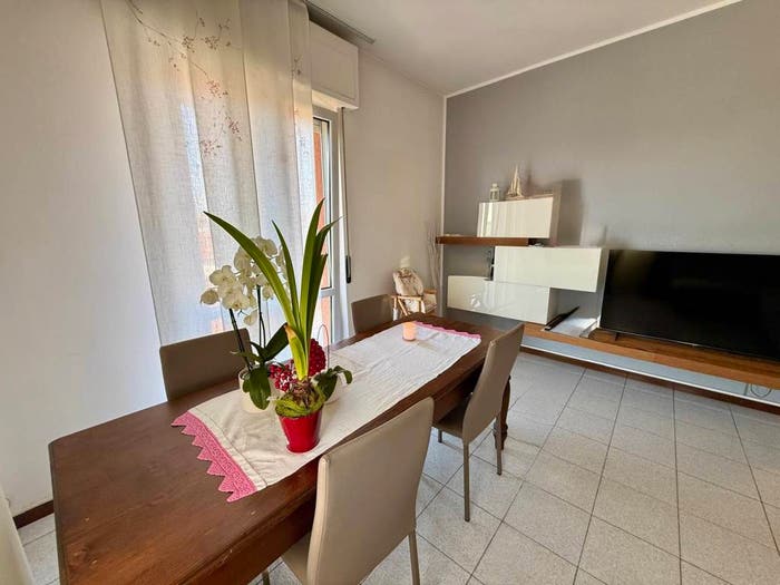 Appartamento trilocale in vendita in Via Dante Alighieri, Centro, Grandate