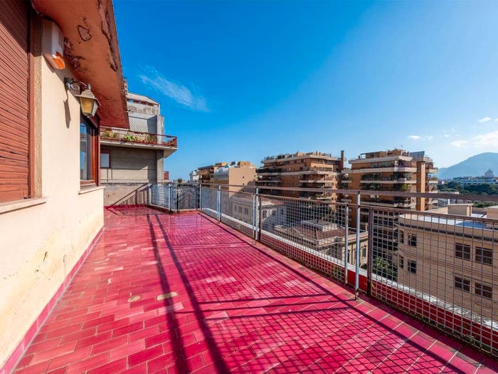 Casa con 6 locali in vendita in Via Emanuele Notarbartolo, Libertà Villabianca, Palermo