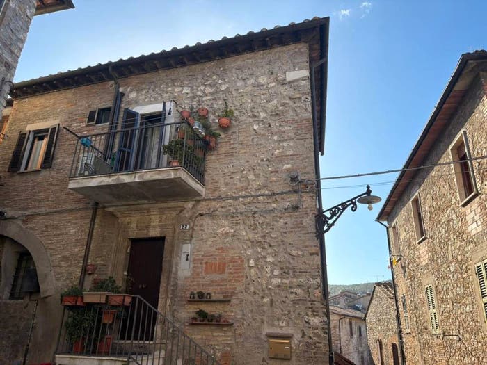 Casa quadrilocale in vendita in Via del Monte, Centro, Narni