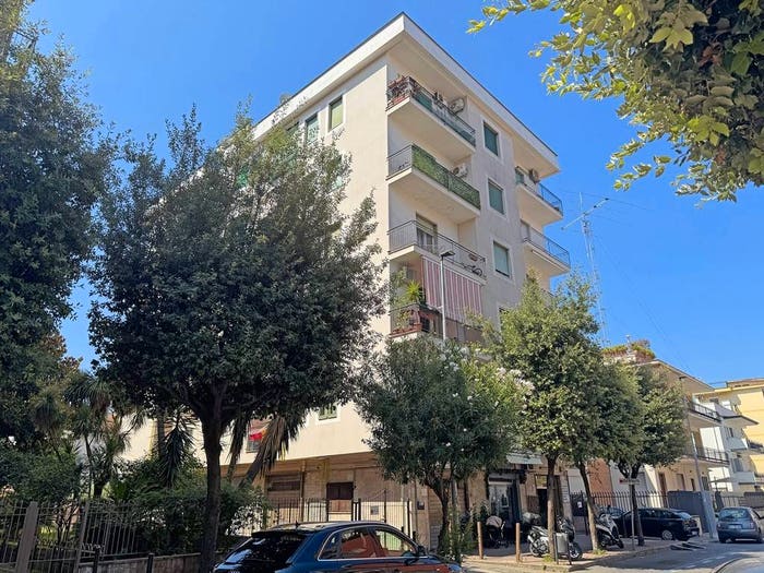 Appartamento quadrilocale in vendita in Via Giuseppe Verdi, Aversa