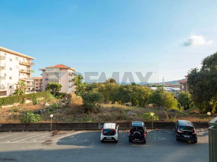 Appartamento con 5 locali in vendita in Via delle mandre, San Giovanni Tupparello, Acireale