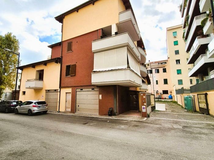 Appartamento trilocale in vendita in Via Nazario Sauro, Porta Nuova, Pescara