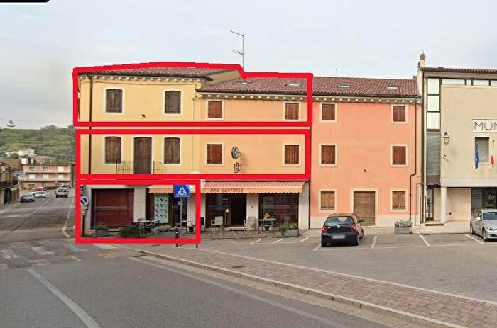 Appartamento quadrilocale in vendita in Via Guglielmo Marconi, Ronca'