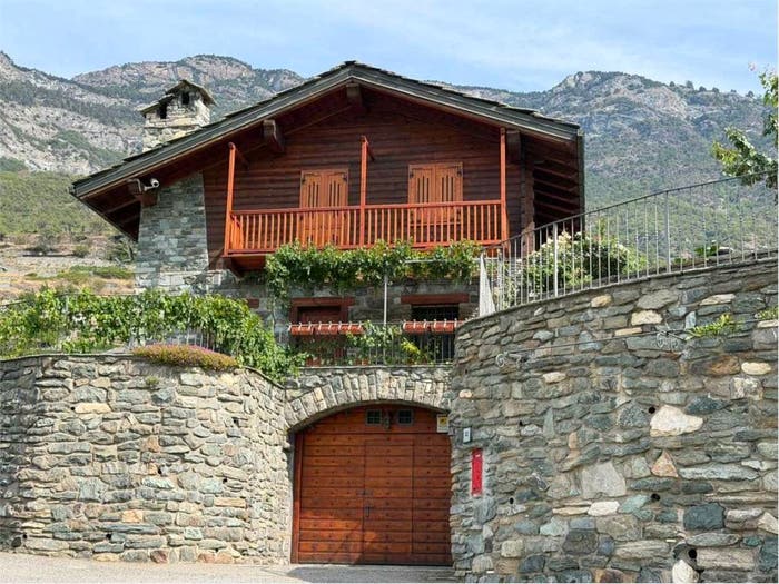 Casa con 6 locali in vendita in Centro, Chatillon