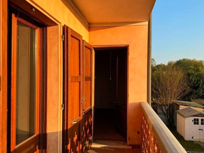 Appartamento trilocale in vendita in Eremo, Curtatone
