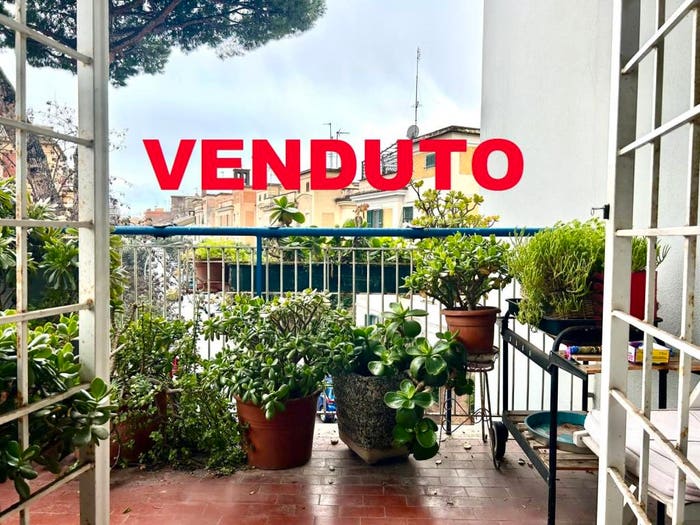 Appartamento quadrilocale in vendita in Via Marruvio, San Giovanni, Roma