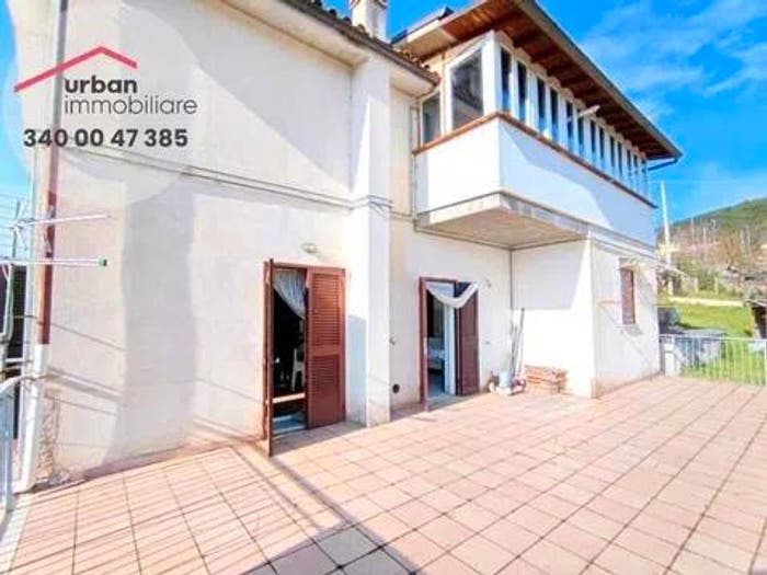 Appartamento quadrilocale in vendita in Via Cisternola, Torretta Torrione, L'Aquila