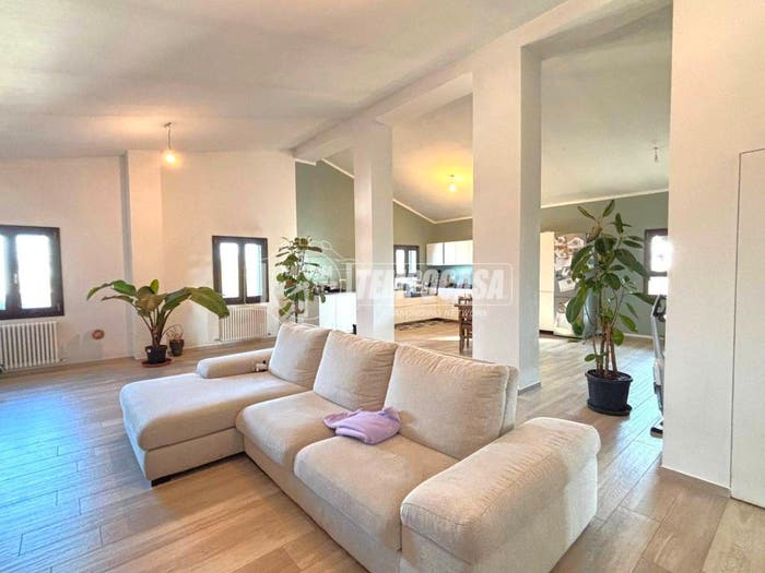 Casa quadrilocale in vendita in Via del Ruvinello, Fiorano Modenese