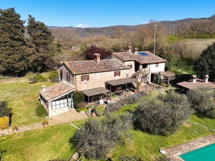 Casa con 6 locali in vendita in Via del Boschetto, Castel Rigone, Passignano sul Trasimeno