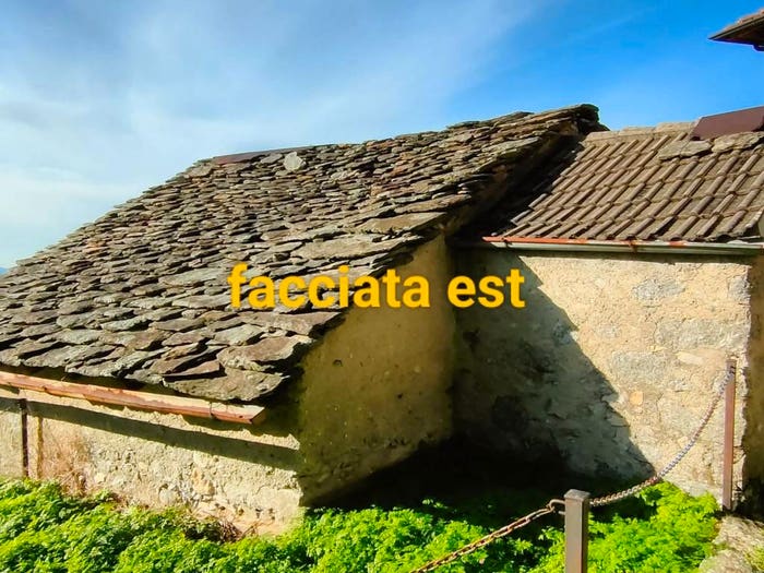 Casa bilocale in vendita in Via Montegrappa, Erno, Veleso