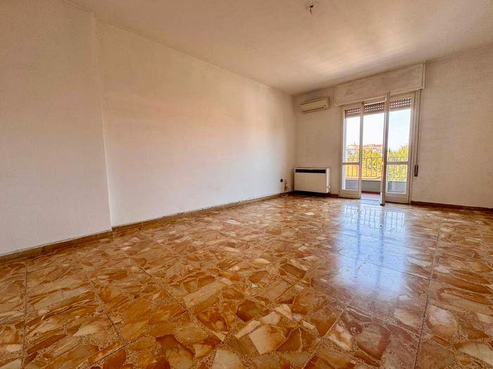 Appartamento trilocale in vendita in Via Pavia, Abbiategrasso