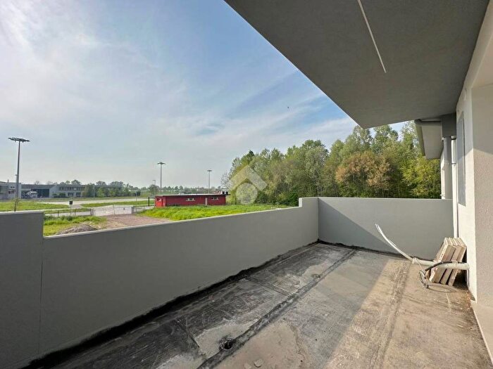 Appartamento quadrilocale in vendita in Via Villanova, Trebaseleghe