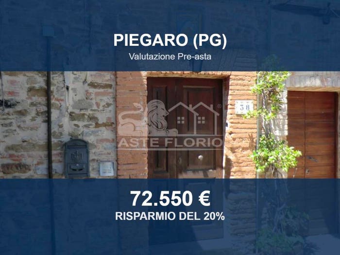 Appartamento trilocale in vendita in Vocabolo Refogliano, Acquaiola Gratiano, Piegaro
