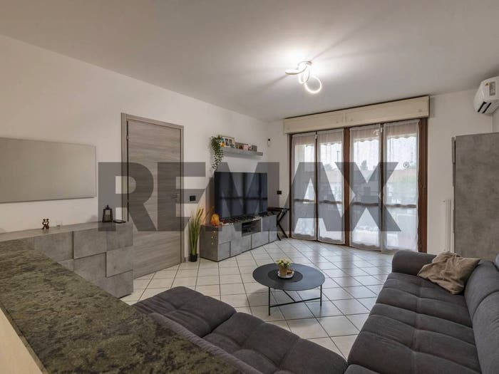 Appartamento trilocale in vendita in VIA CAMILLO TOSI, Santissimi Apostoli, Busto Arsizio