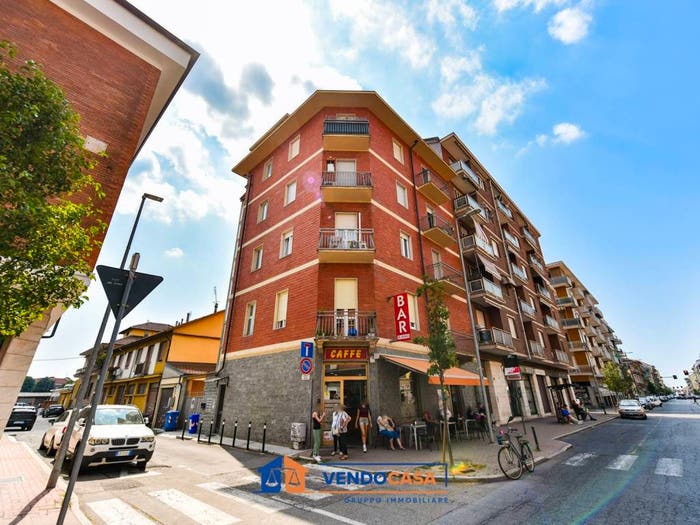 Appartamento trilocale in vendita in Via Alessandro Manzoni, San Pietro, Moncalieri