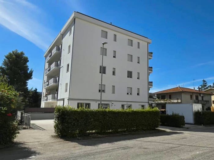 Appartamento quadrilocale in vendita in Via Dante D'Ambrosio, San Nicolò A Tordino, Teramo