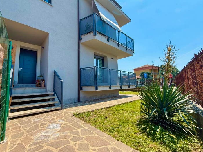 Casa quadrilocale in vendita in Via San Bernardino, Lallio