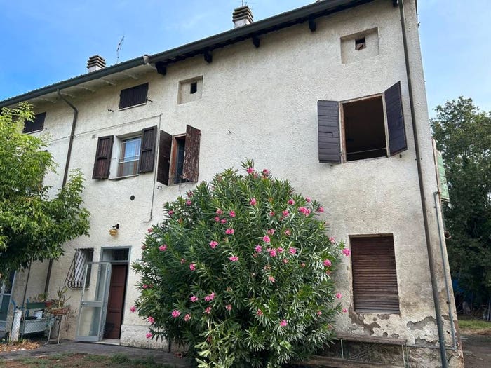 Casa con 6 locali in vendita in Via Piangipane, Piangipane Santerno, Ravenna
