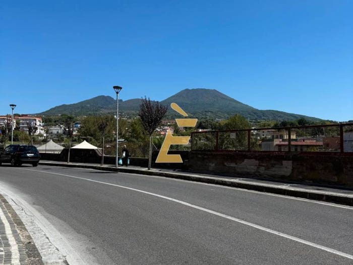 Appartamento quadrilocale in vendita in Via Panoramica, Centro, Ercolano