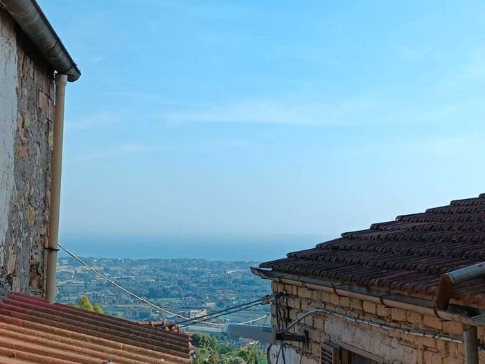 Appartamento trilocale in vendita in Corso del Popolo, Tufo, Minturno
