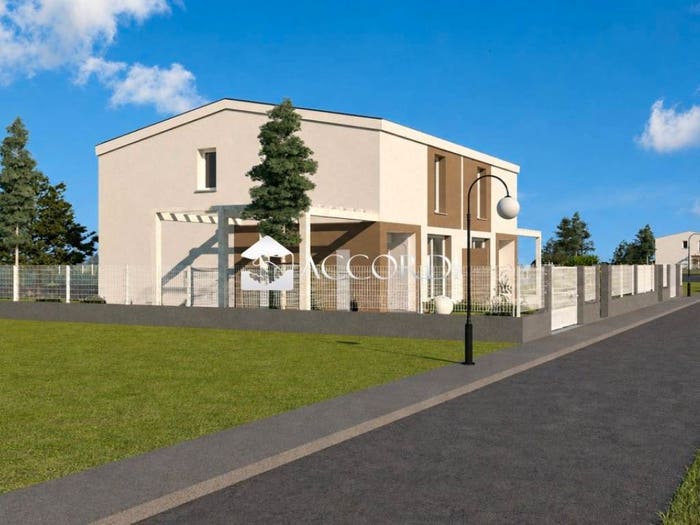 Casa quadrilocale in vendita in Viale della Libertà, Centro, Solesino