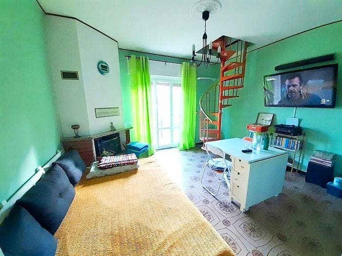 Appartamento quadrilocale in vendita in Via Chiose, Chiose, Moconesi