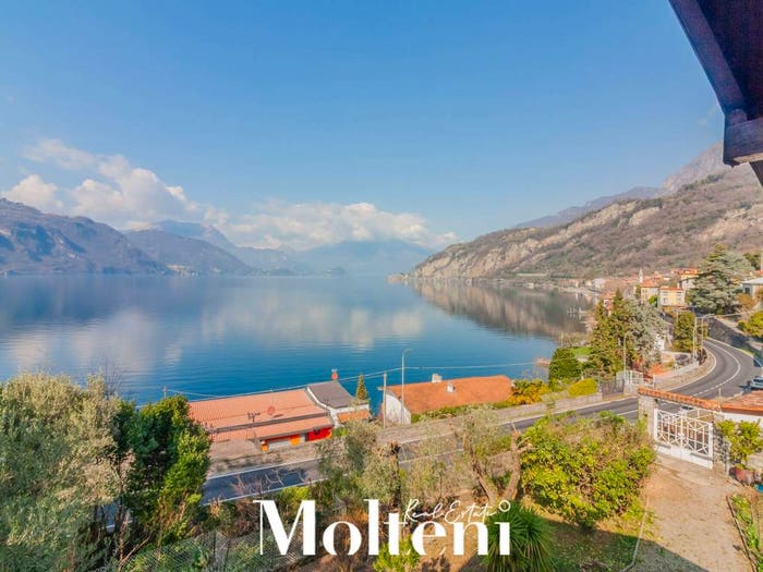 Casa con 6 locali in vendita in via statale, Centro, Mandello del Lario