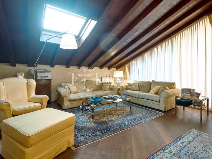 Casa trilocale in vendita in Via Virgilio, Centro, Cremona