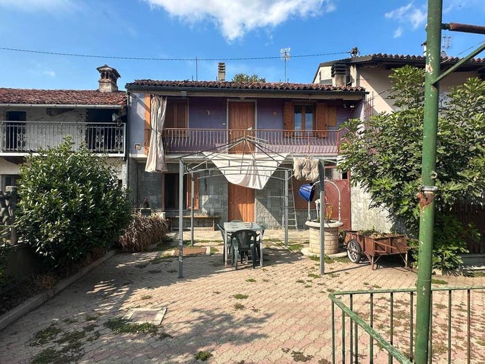 Casa con 6 locali in vendita in Via Roma, Centro, Murello