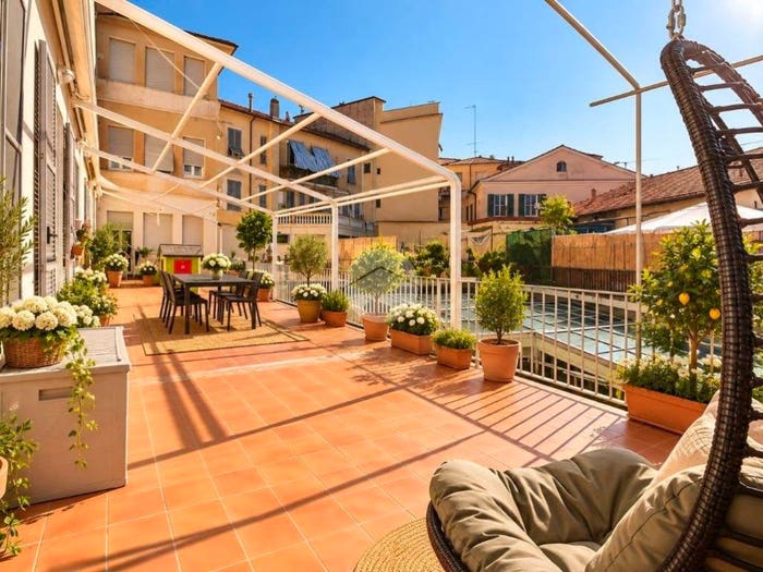 Appartamento trilocale in vendita in Salita ardoino, Oneglia, Imperia