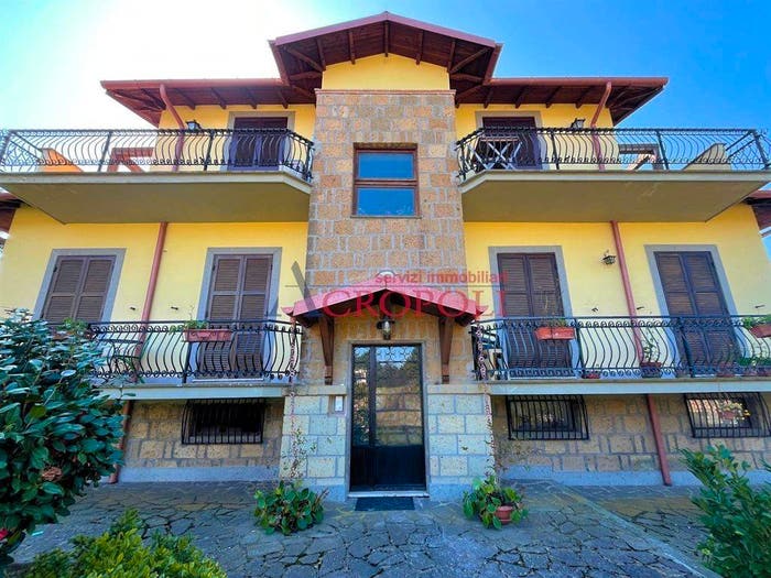 Appartamento con 5 locali in vendita in via degli oleandri, Centro, Anguillara Sabazia
