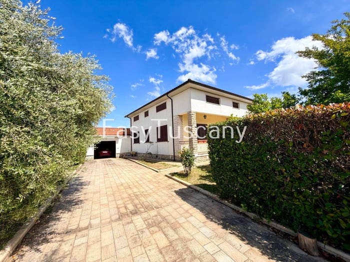 Casa con 6 locali in vendita in Via del Confine, Orentano, Castelfranco di Sotto