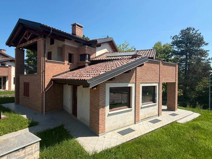 Casa con 6 locali in vendita in strada Pracarbone, Centro, Villanova Mondovì