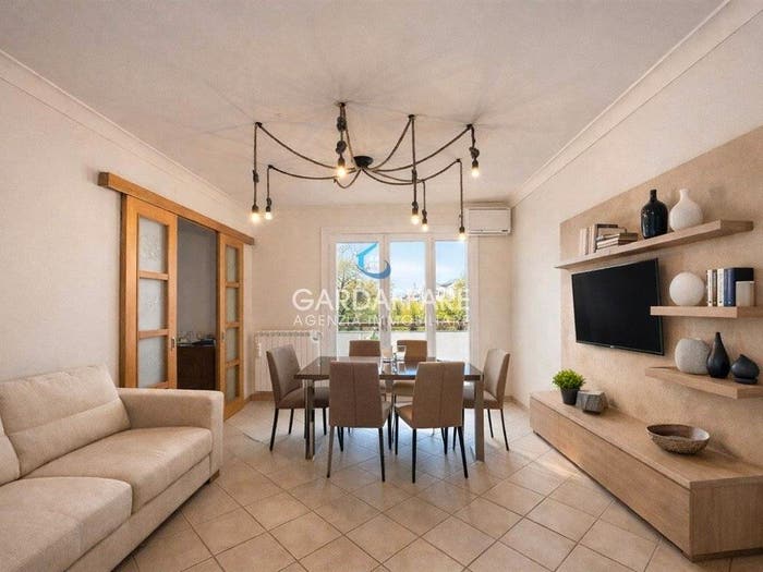 Appartamento con 6 locali in vendita in Via Venezia, Rivoltella, Desenzano del Garda
