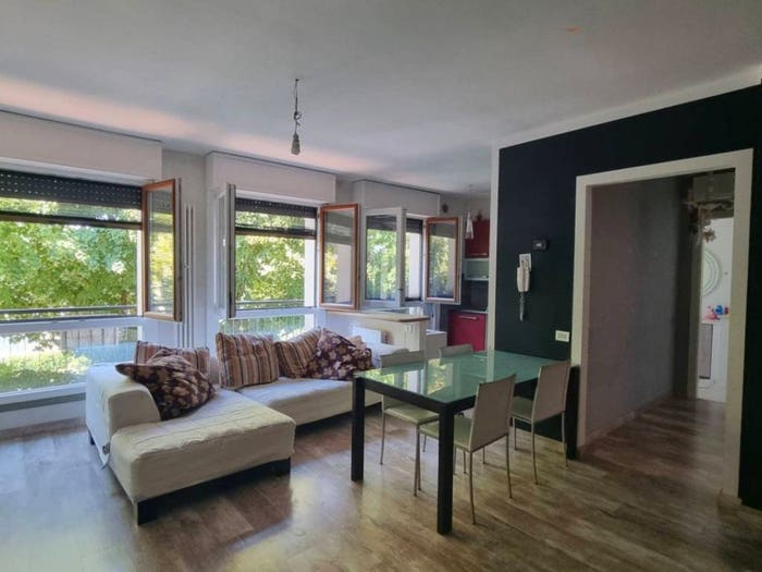 Appartamento quadrilocale in vendita in Via Fernando Manzotti, Centro, Correggio