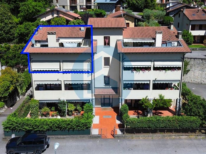 Appartamento con 5 locali in vendita in Via Leutelmonte, Centro, Esine